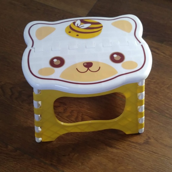 Other - Collapsable Child's Step Stool 🌈🌈